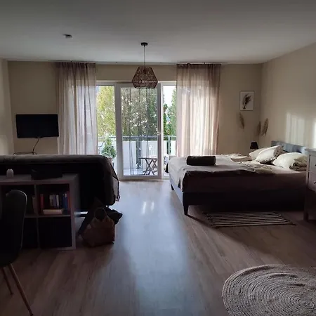 Gemuetliches Ferienapartment Mit Optionaler E-ladesaeule 아파트